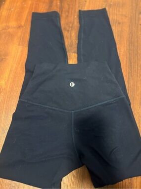 Lululemon High-Rise navy Leggings